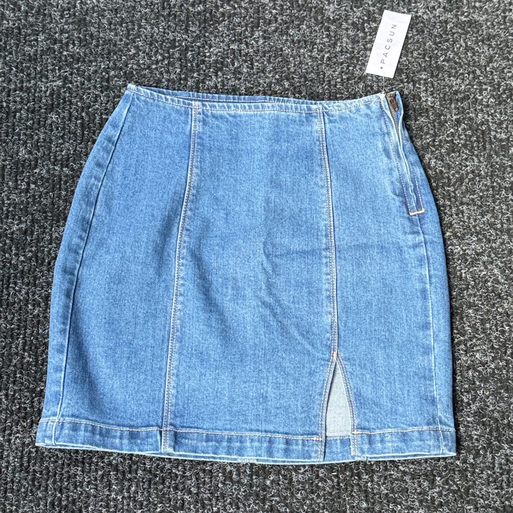 Denim skirt